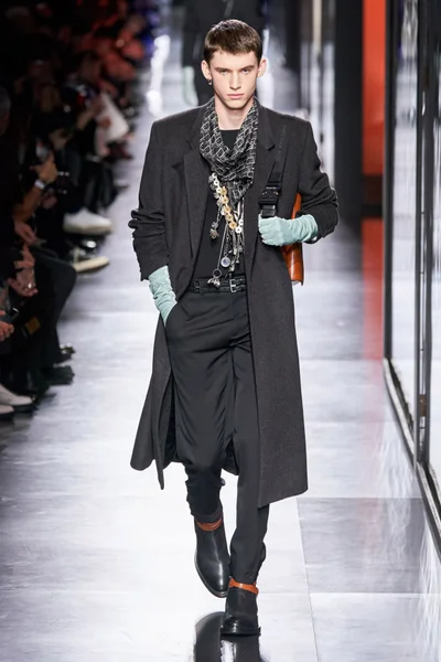 Look 41